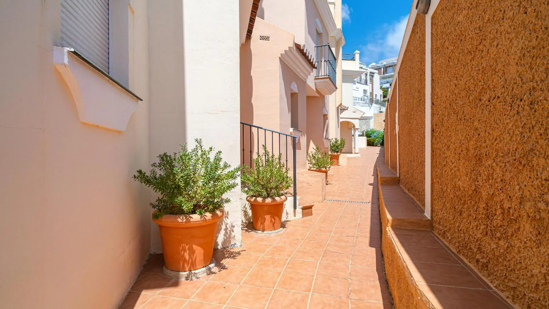 Villa La Dorada 4 Burriana By Casasol Nerja